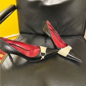 Mantra made in Italy size 40 / US 9 heel pointed black vintage